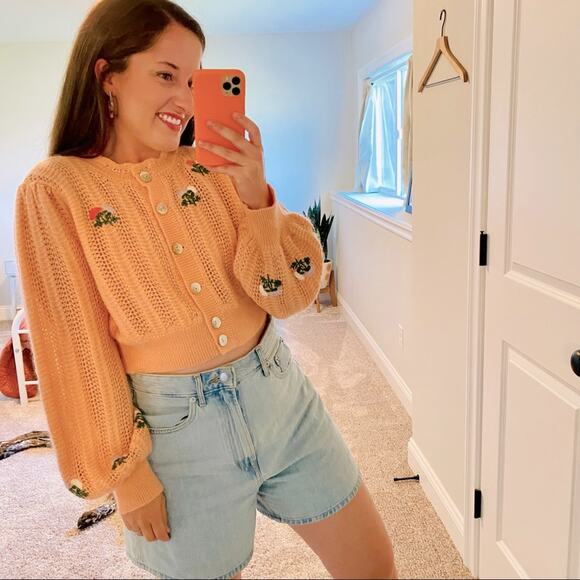 Aritzia Sweaters - Le Fou Wilfred Aritzia Pink Floral Mother of Pearl Cardigan Sweater Medium